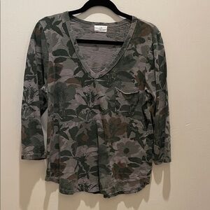 T.La Green and Brown Floral V-Neck T Shirt